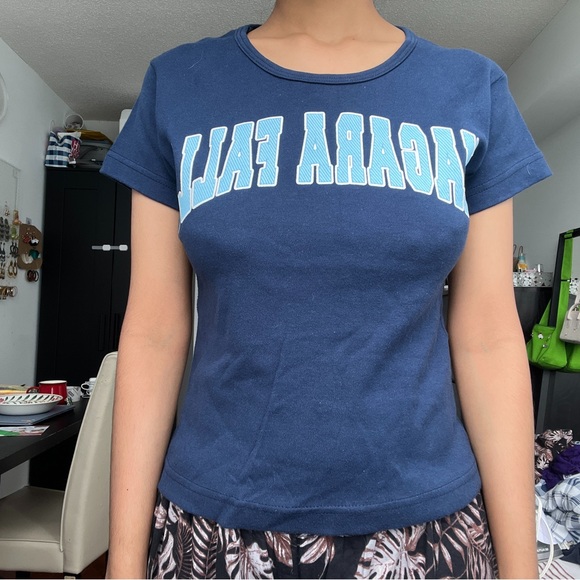 Niagara Falls print t shirt - Picture 4 of 5